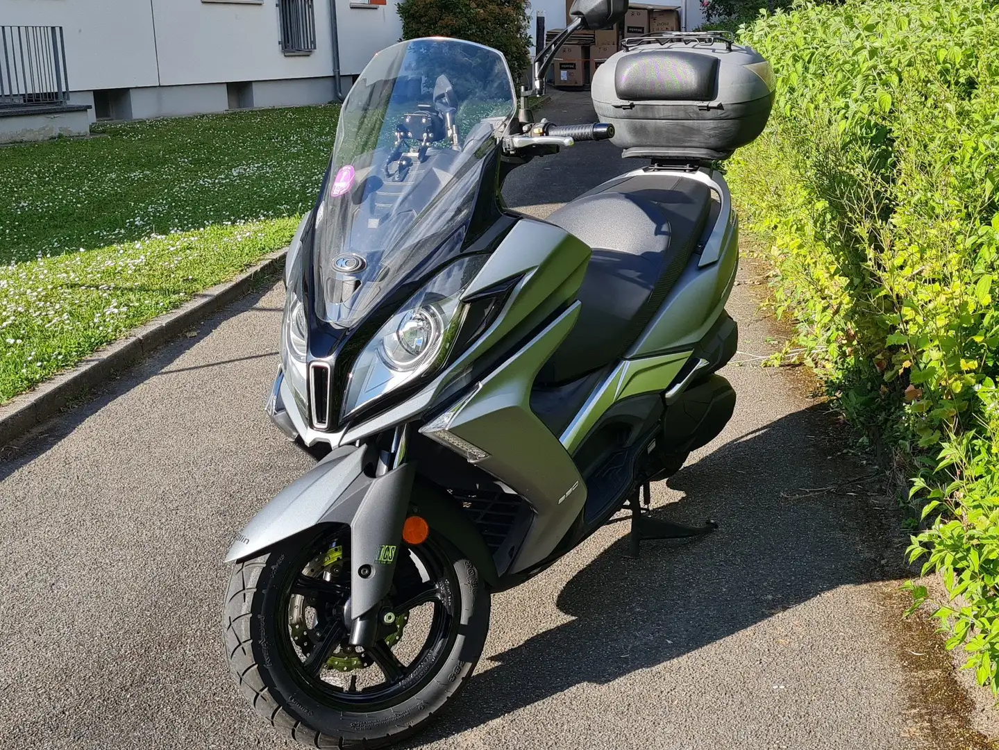 Kymco Downtown 350i Grey - 2