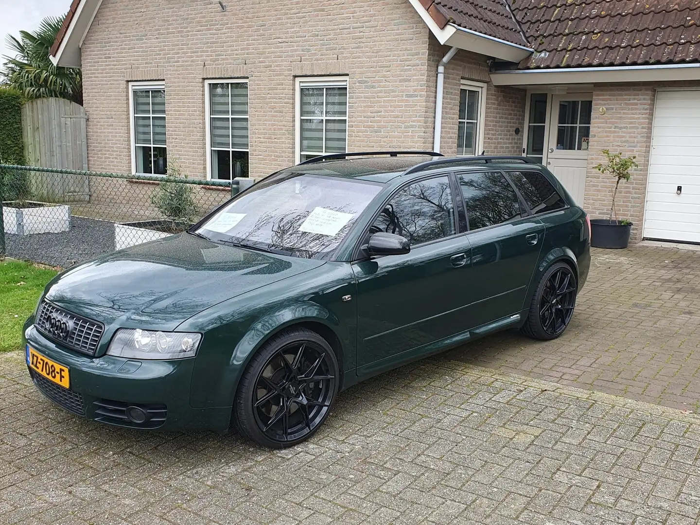 Audi S4 Avant v8 344pk Зелений - 1