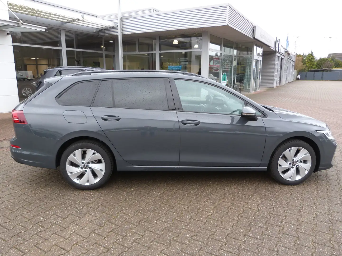 Volkswagen Golf Variant 1.5 TSI Life ergoActive Navi ACC IDA 17`LM SZH PDC Gris - 2