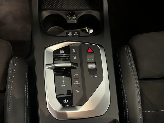 BMW 2 Series view 11