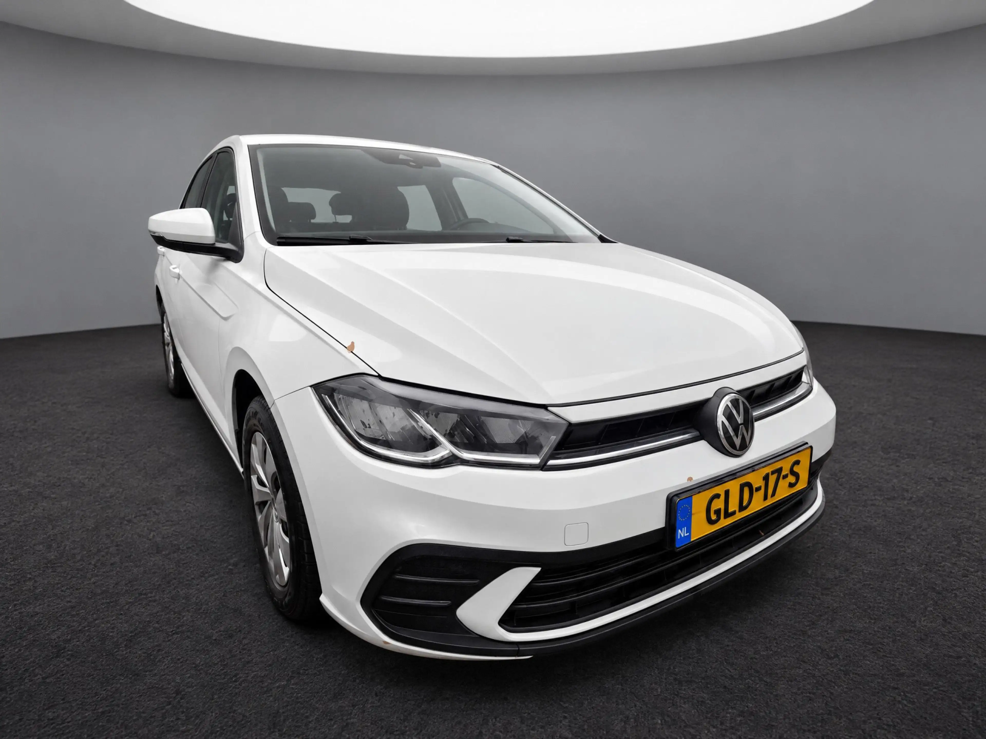 Volkswagen Polo 1.0 MPI Polo / App connect / Parkeersensoren achte — photo 6