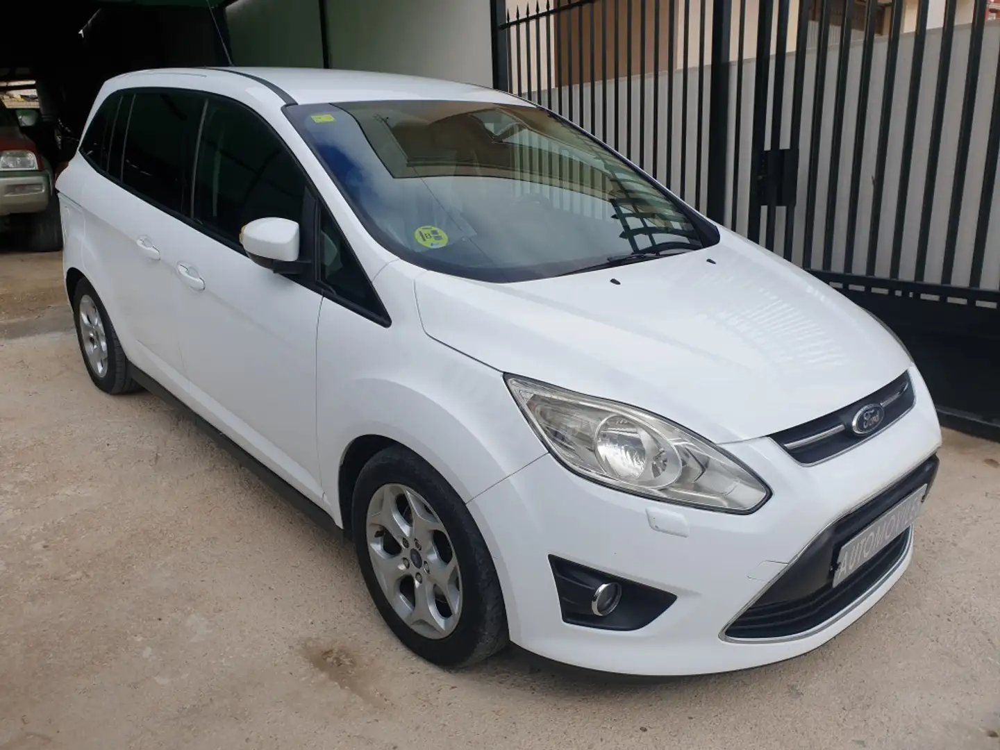 Ford Grand C-Max 1.6TDCi Trend Wit - 2