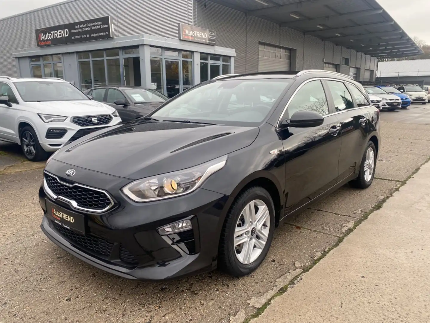 Kia Ceed / cee'd *Automatik*Kamera*Carplay*PDC Schwarz - 2