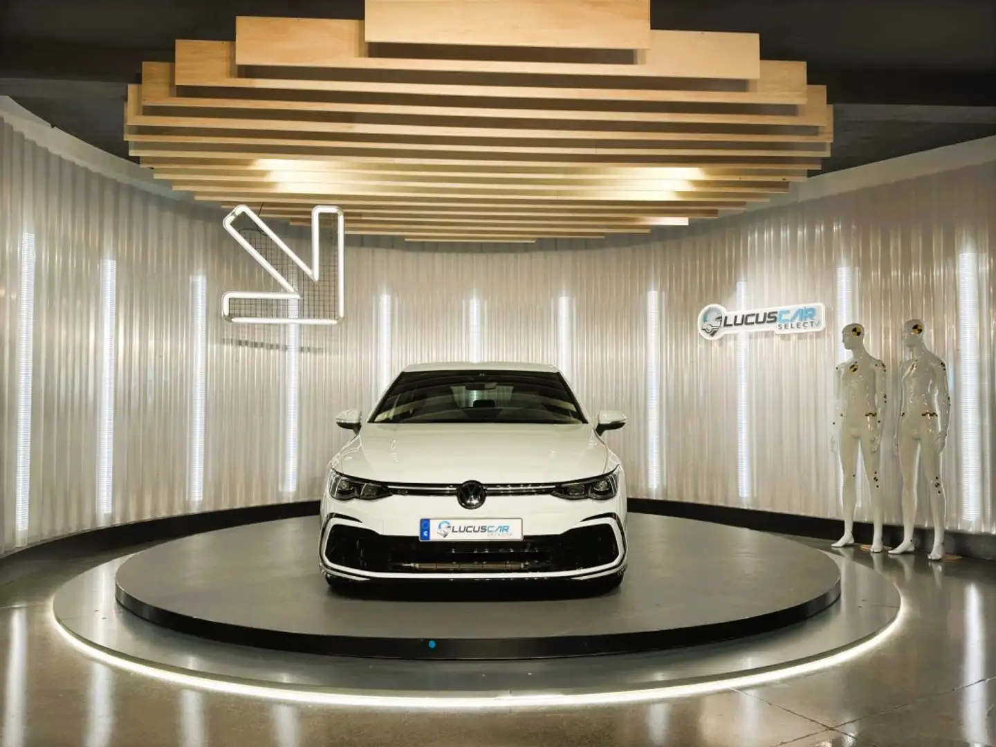 Volkswagen Golf 2.0TDI R-Line DSG 110kW Blanco - 2