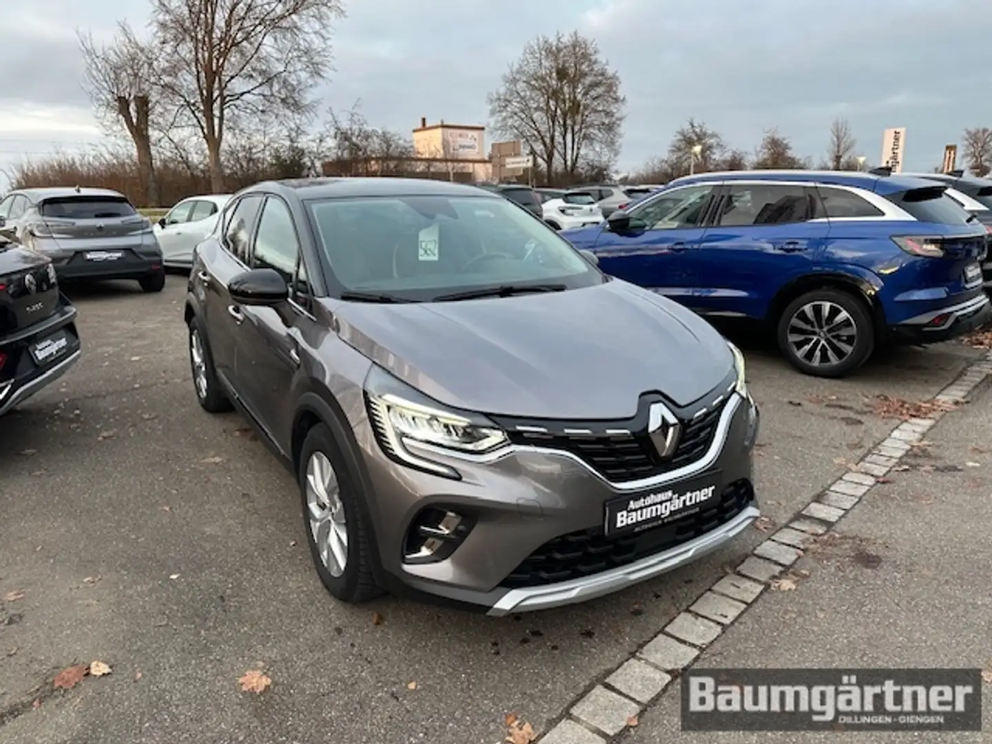 Renault Captur Intens TCe 140 Kamera/PDC/LED/Tempomat Grau - 2