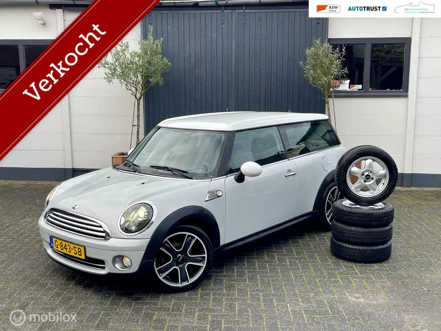 MINI One Clubman 1.4 Anniversary|RIJKLAAR|CRUISE|YOUNGTIMER! Grijs - 1