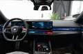 BMW M5 xDrive B&W / HUD / ACC / 360 / Bicolor / Pano Noir - thumbnail 24