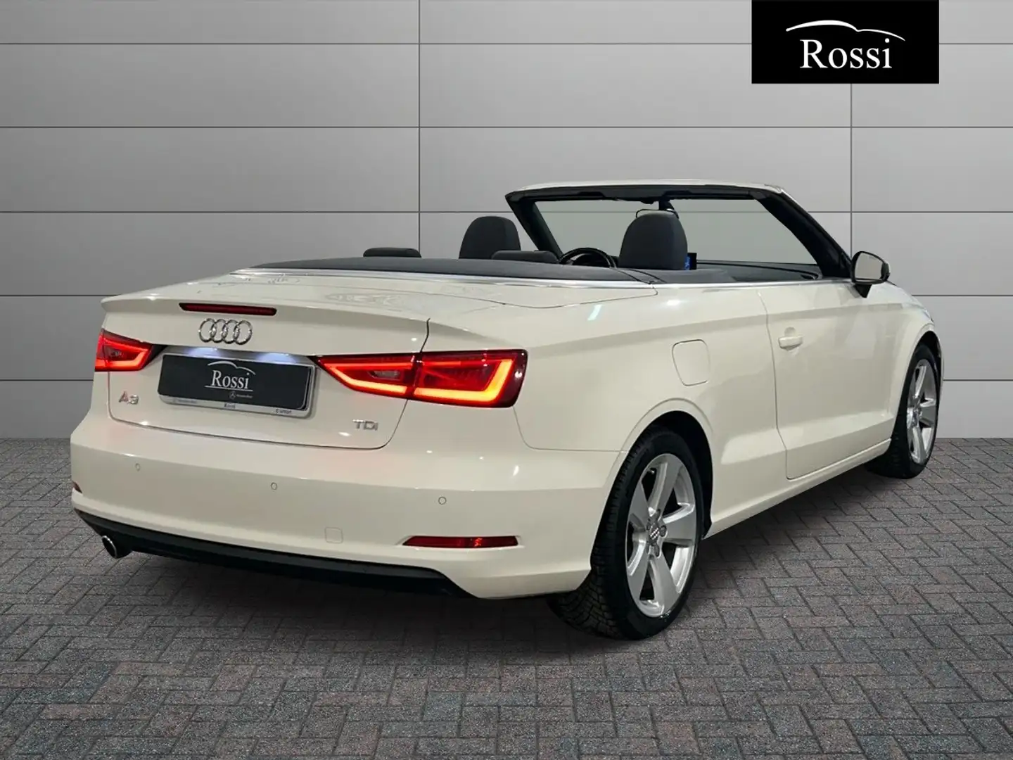 Audi A3 Cabrio 1.6 tdi Ambition Wit - 2