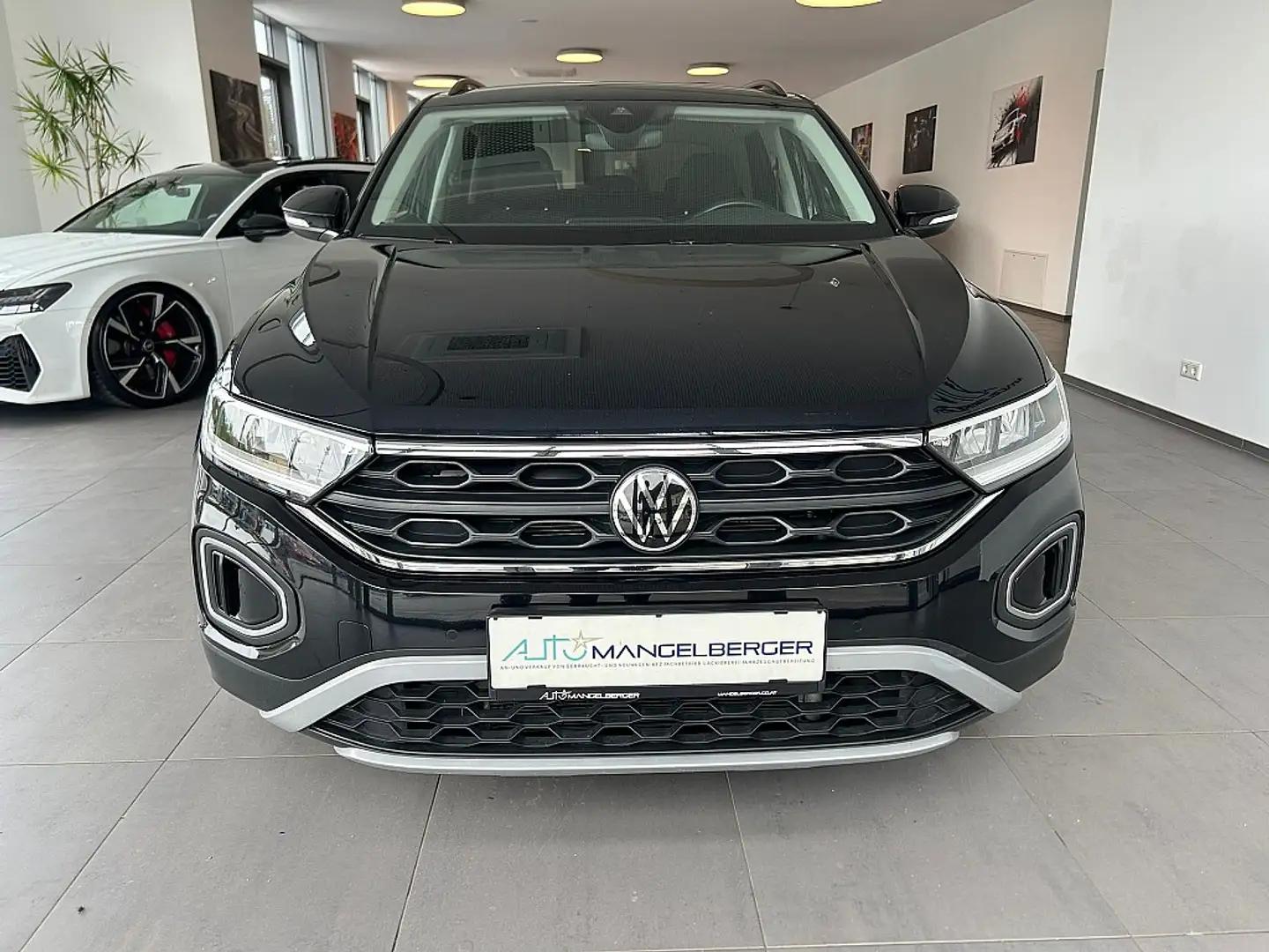 Volkswagen T-Roc 1,5 TSI ACT Life DSG, Sitz Komfort-Paket,  Digi... Noir - 2