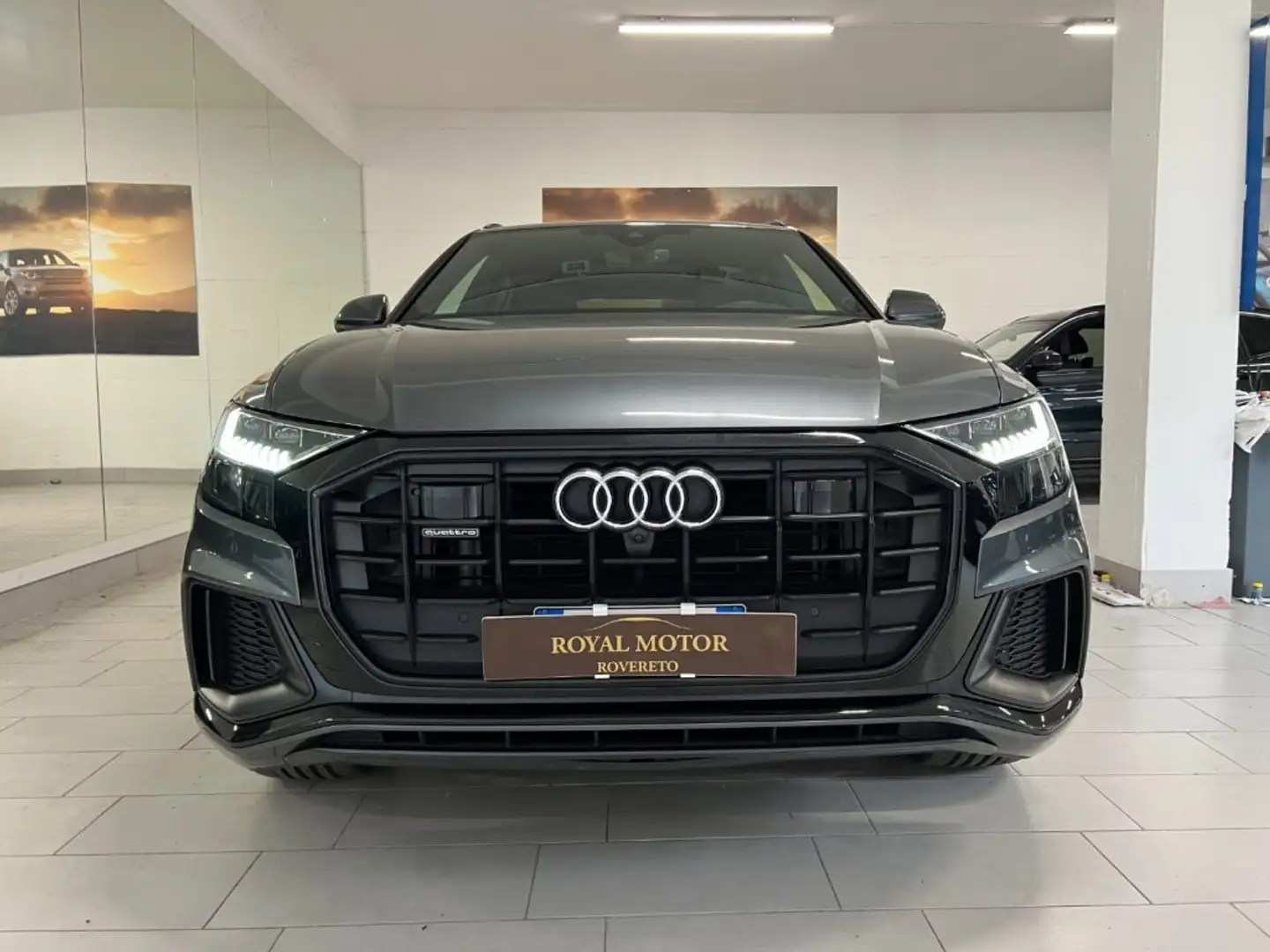 Audi Q8 50 TDI 286 CV Quattro Tiptronic S-LINE + 21 !! Grigio - 2