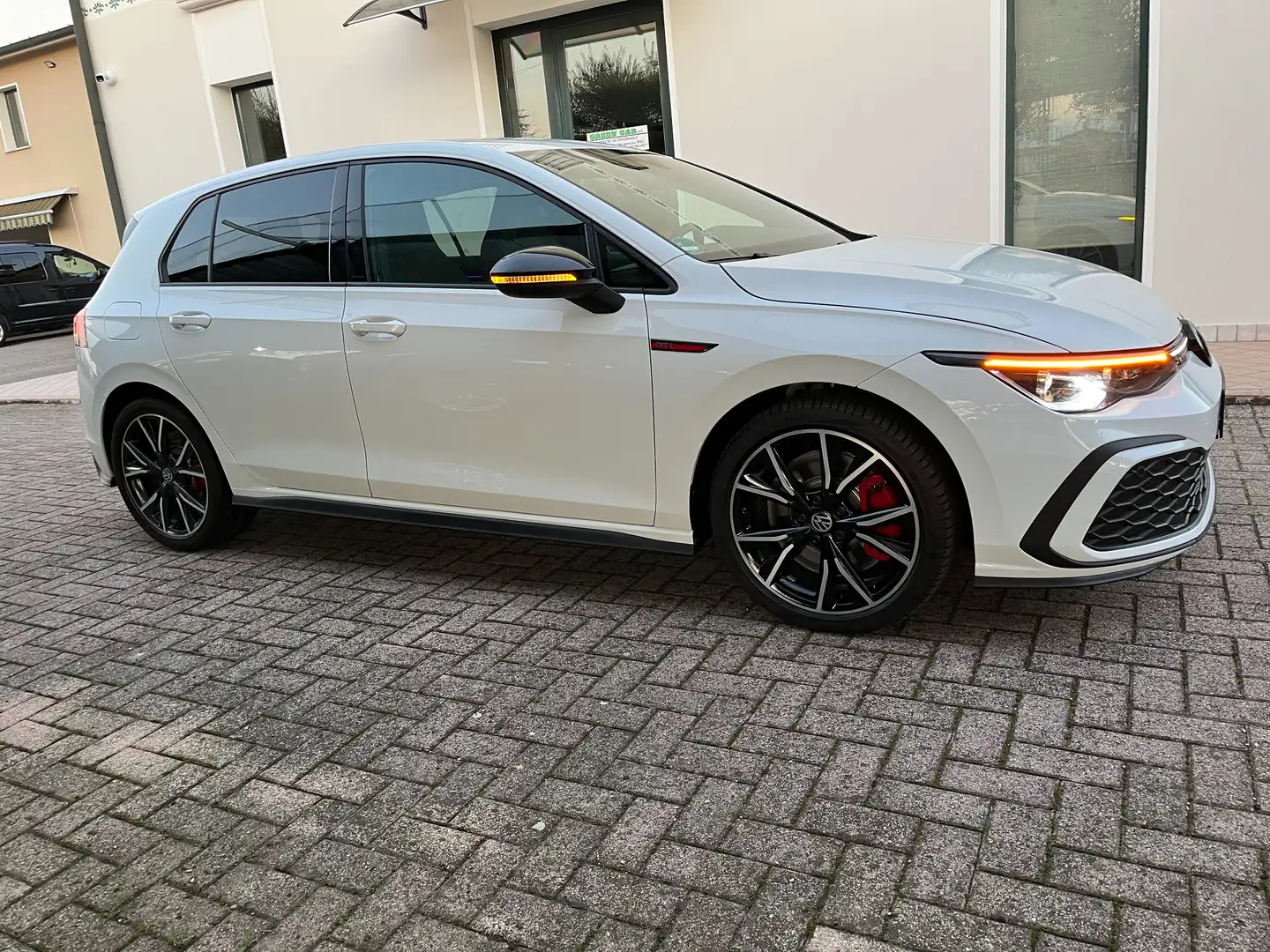 Volkswagen Golf GTI 245CV SOLO KM 25000 VIRTUAL FARI LED+FRECCIE DINAM Bianco - 1