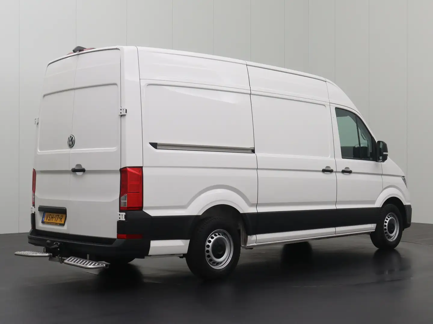 Volkswagen Crafter 2.0TDI 177PK DSG Automaat L3H3 | Kastinrichting | Wit - 2