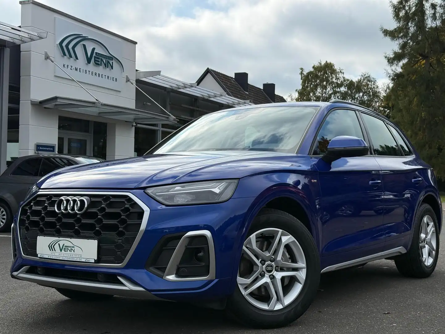 Audi Q5 2.0 TDI 35 S line*Navi*AHK*SHZ*PDC*Automatik Blau - 2