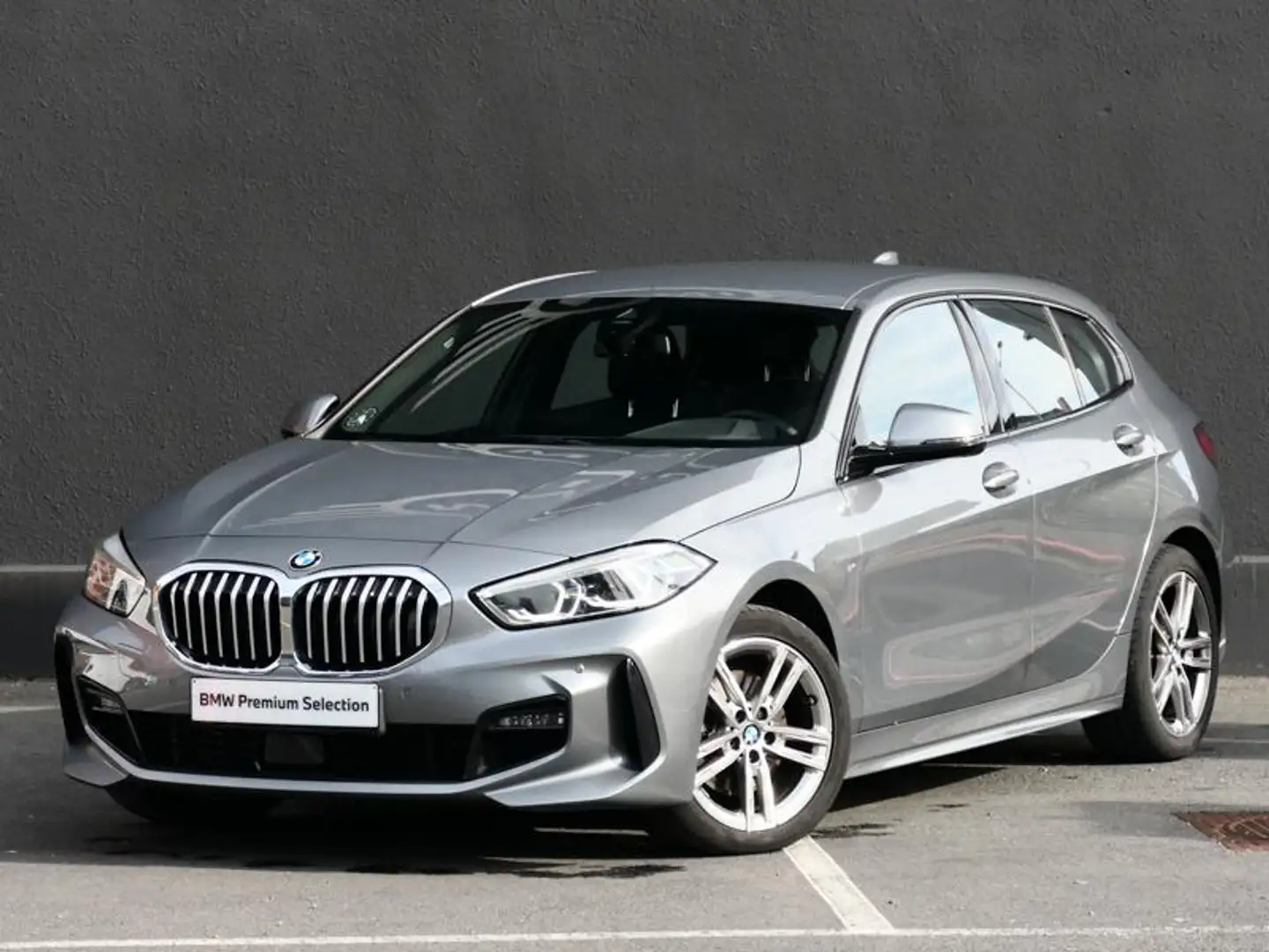 BMW 118 118iA Hatch M Sport Gris - 1