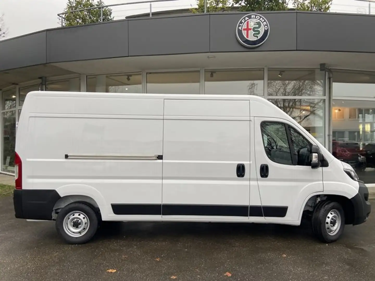 Fiat Ducato Grossr.-Kasten 35 140 L4H2 RS: 4035 mm Weiß - 2