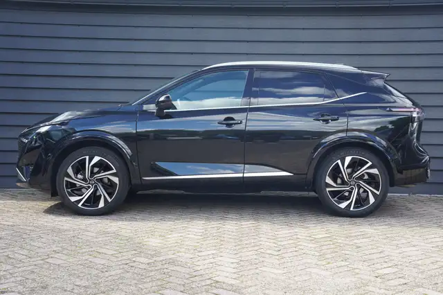 Nissan Qashqai view 3