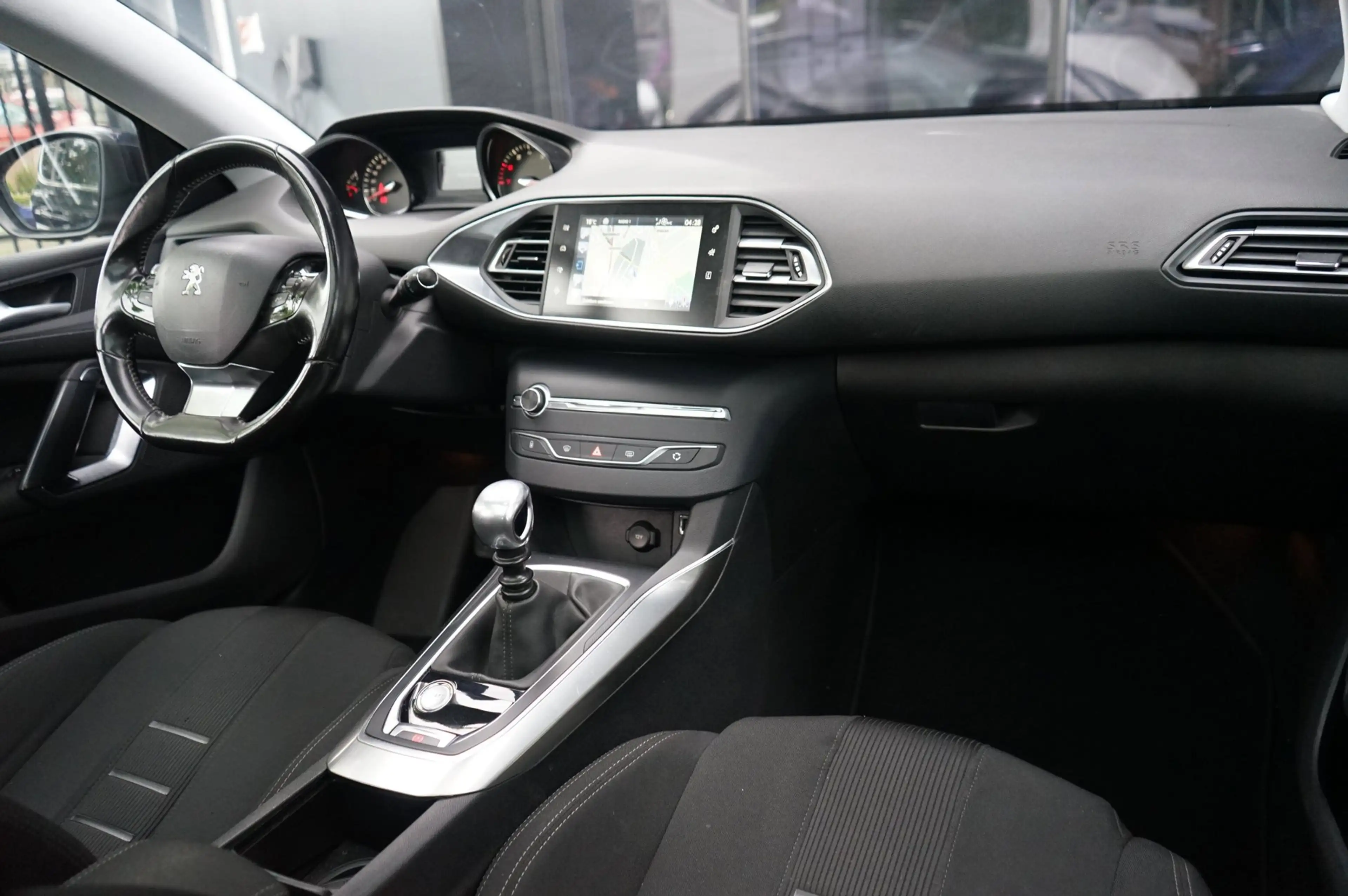 Peugeot 308 1.6 THP Première, Led, navi, acc, Panodak, Clima, — photo 23