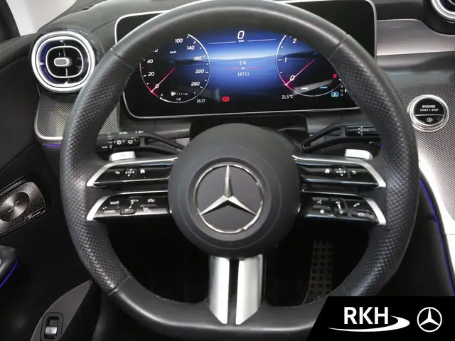 Mercedes-Benz GLC view 13