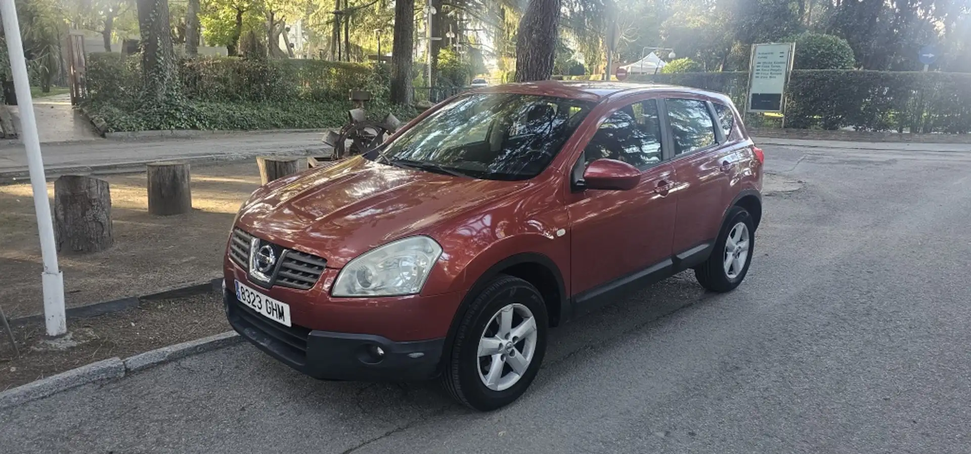 Nissan Qashqai 1.5dCi Tekna Sport 4x2 18´´ Burdeos - 2