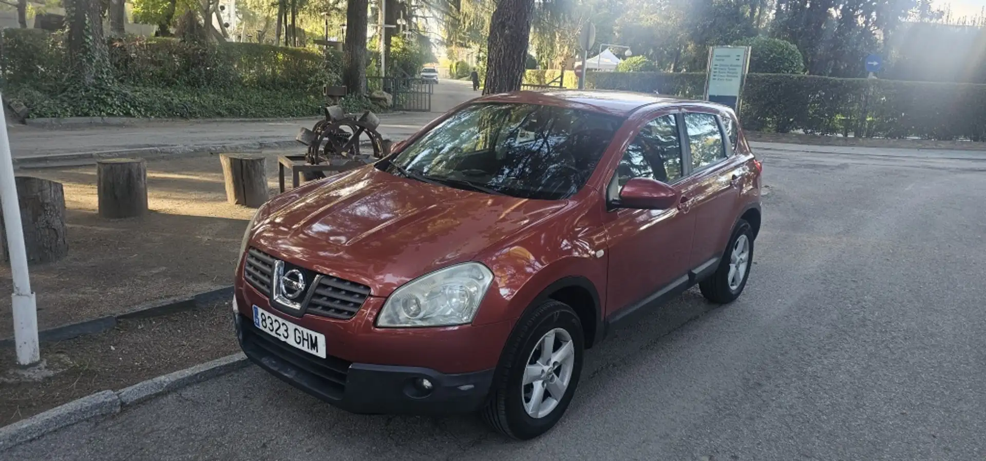 Nissan Qashqai 1.5dCi Tekna Sport 4x2 18´´ Burdeos - 1