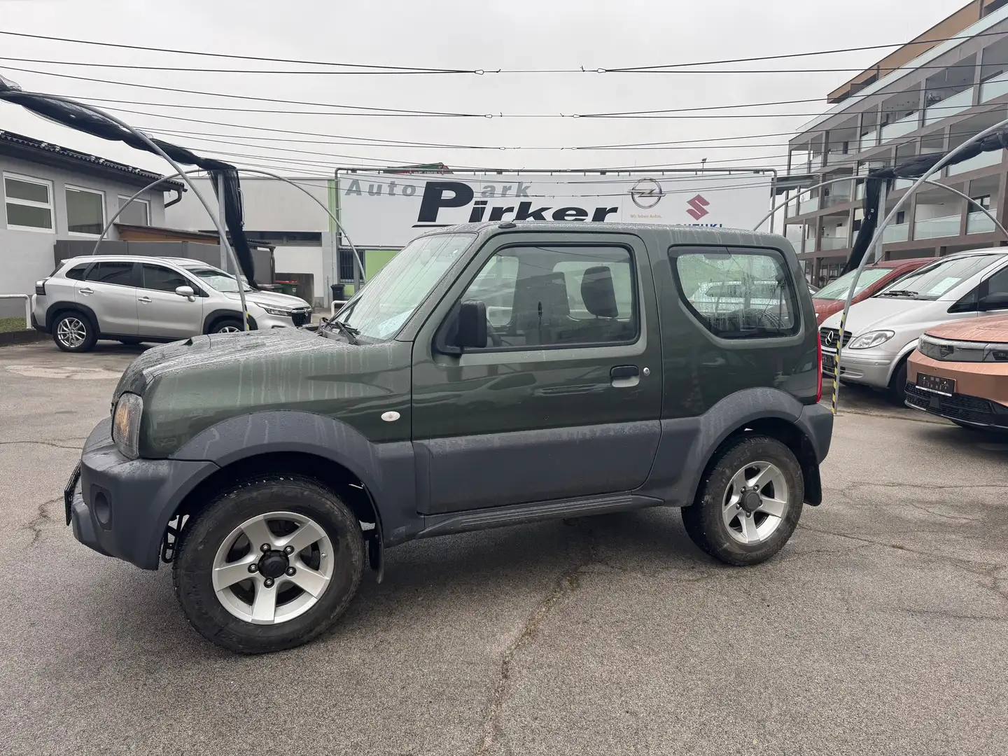 Suzuki Jimny Grün - 2