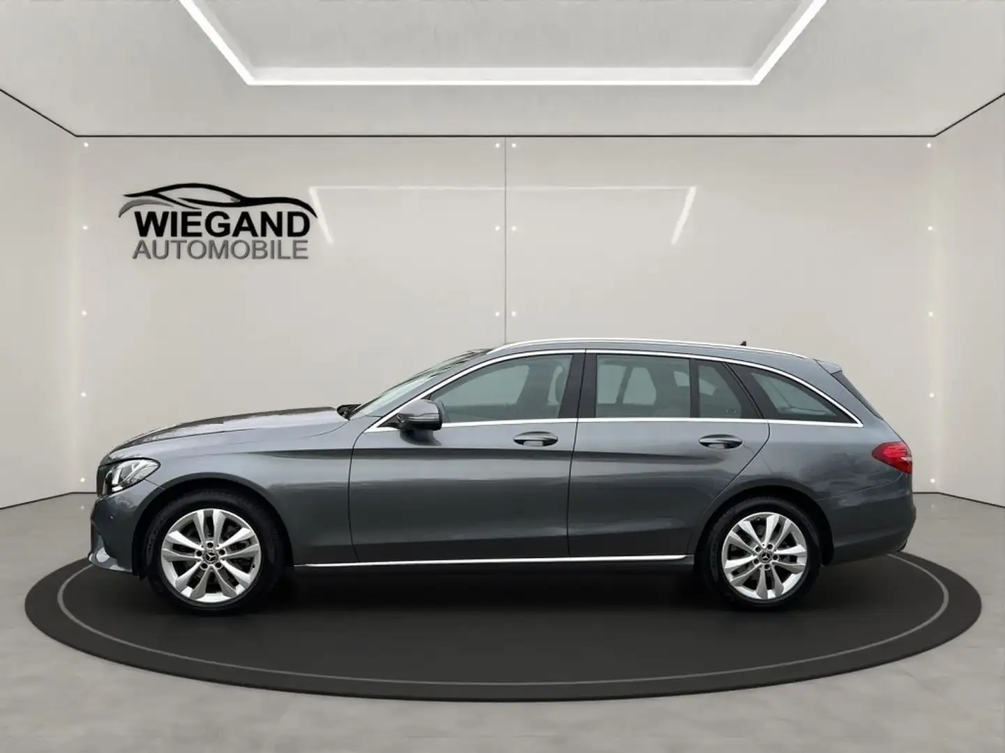 Mercedes-Benz C 220 d T 9G-TRONIC Avantgarde+SHZ+RFK+KLIMA+ Szary - 2