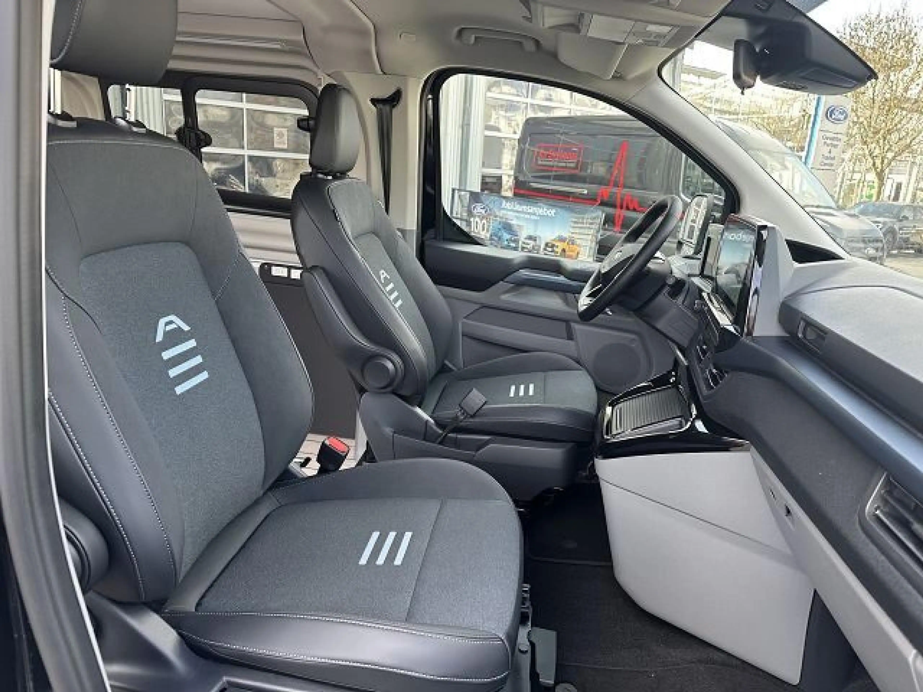 Ford Nugget Tourneo Custom Nugget 320 L2 Active — photo 6