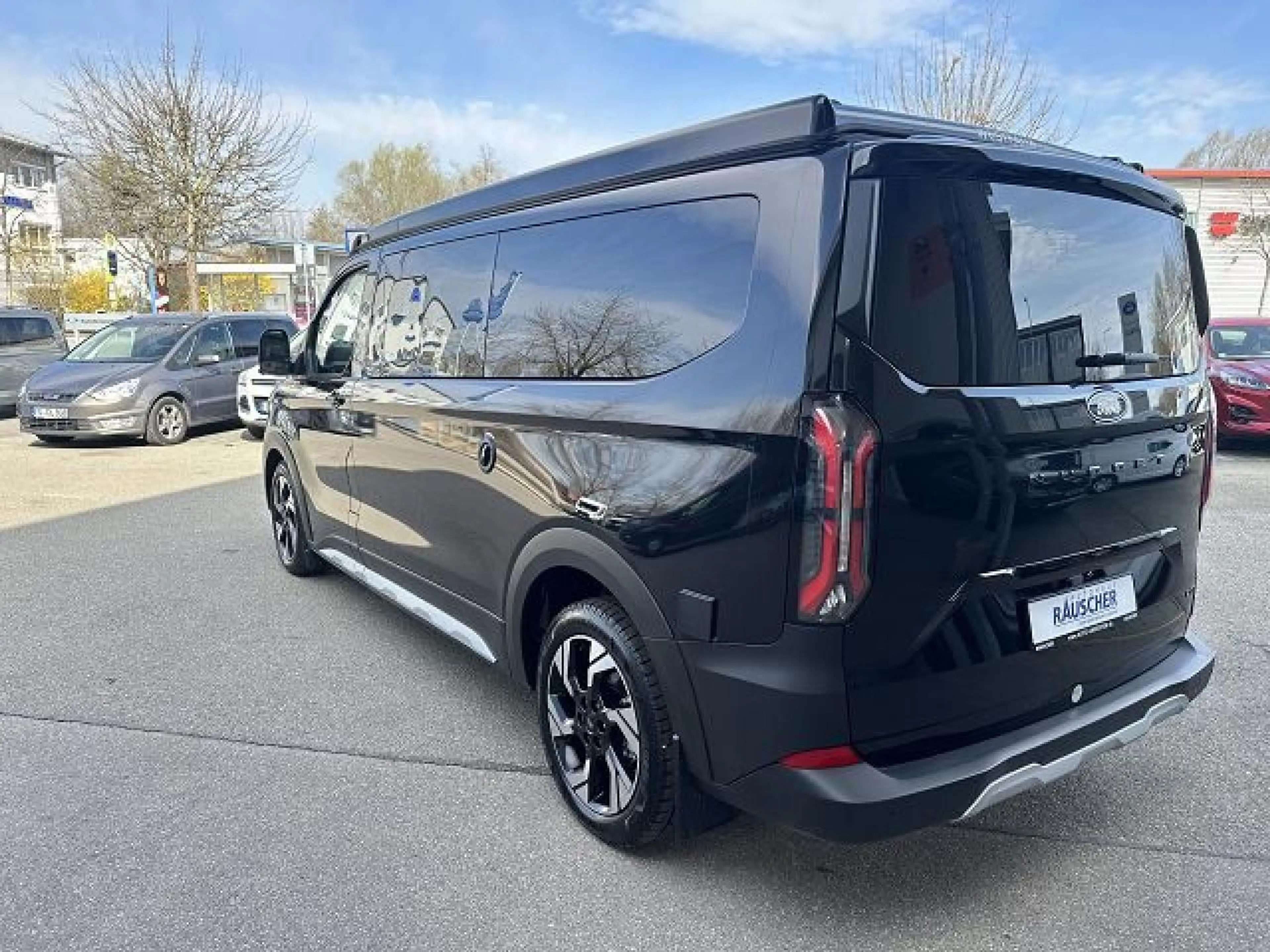 Ford Nugget Tourneo Custom Nugget 320 L2 Active — photo 4
