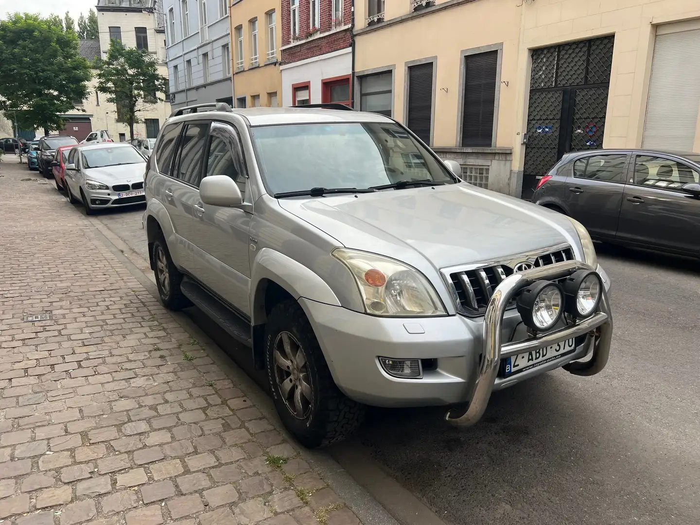 Toyota Land Cruiser 3.0 Turbo D-4D VIP Gris - 1