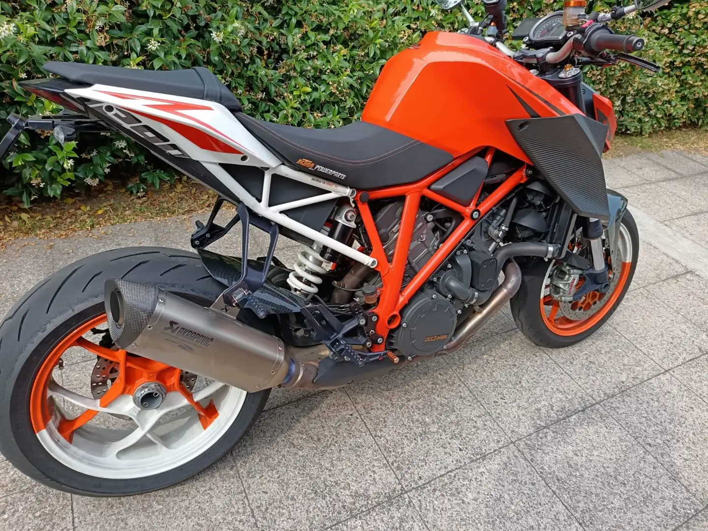 KTM 1290 Super Duke R Arancione - 1