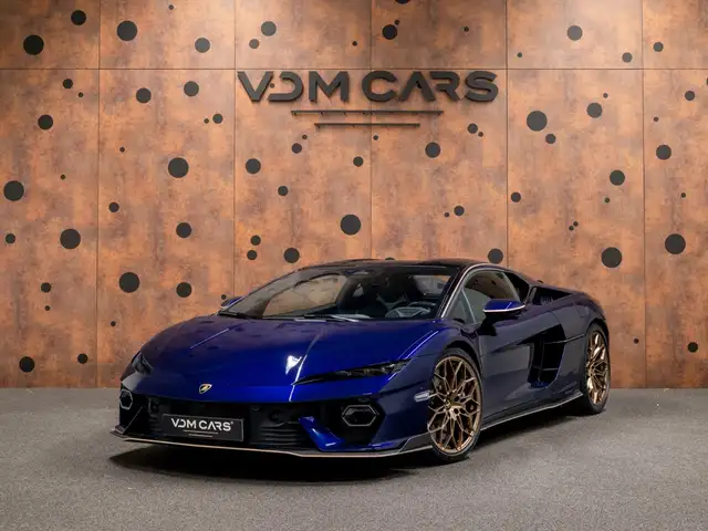 Lamborghini 4.0 V8 PHEV*LIFT*CARBON*AD PERSONAM*