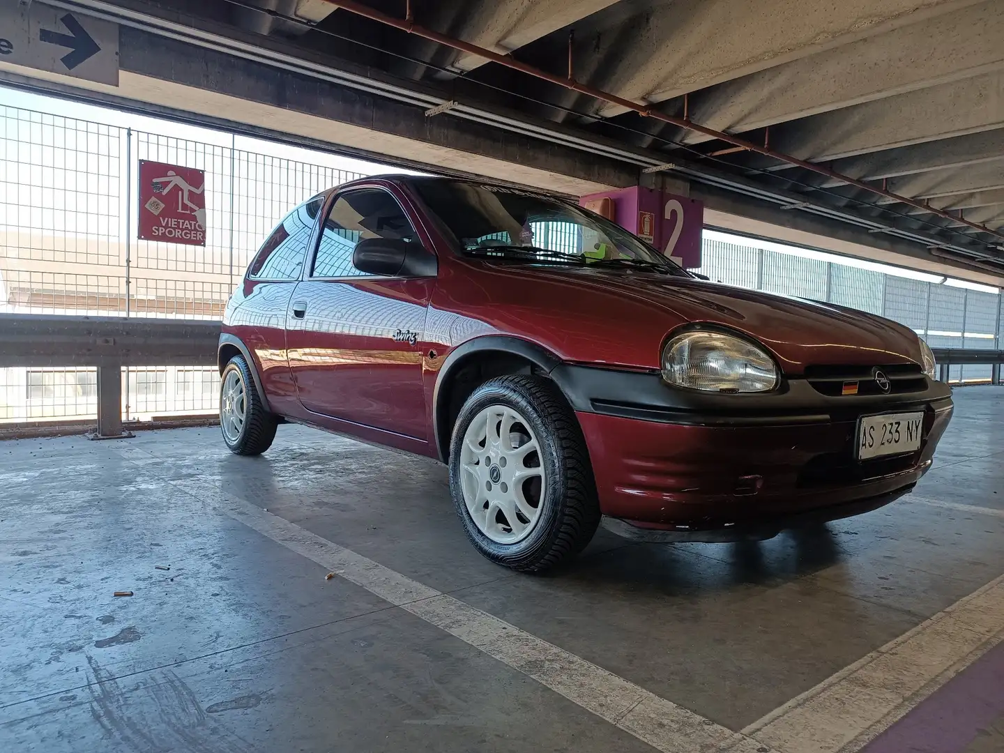 Opel Corsa 3p 1.4 Swing c/airbag,SS - 2
