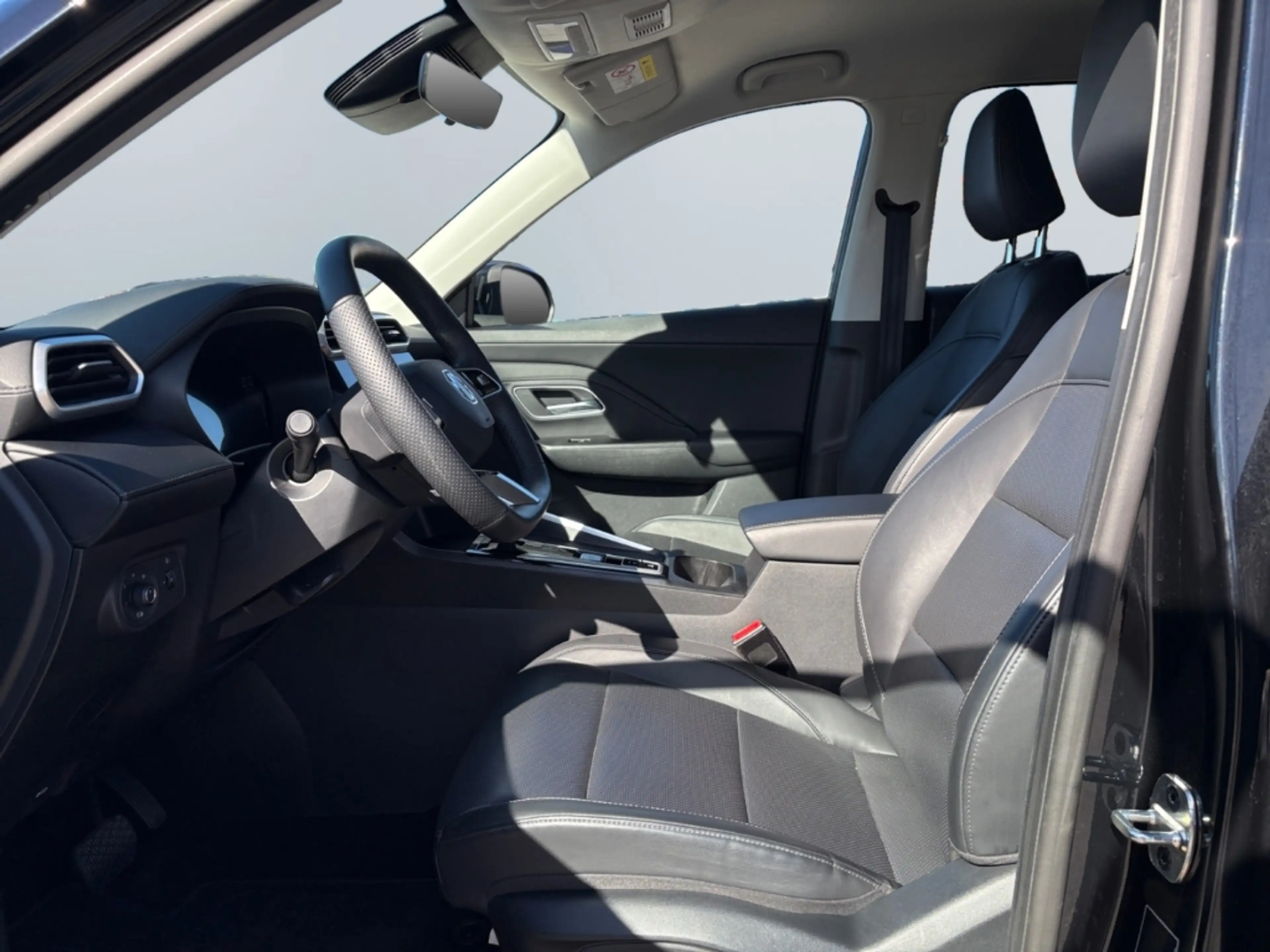 MG ZS Hybrid+ Luxury *LED*360°*ACC*SHZ*el. Sitz*PDC* — photo 7