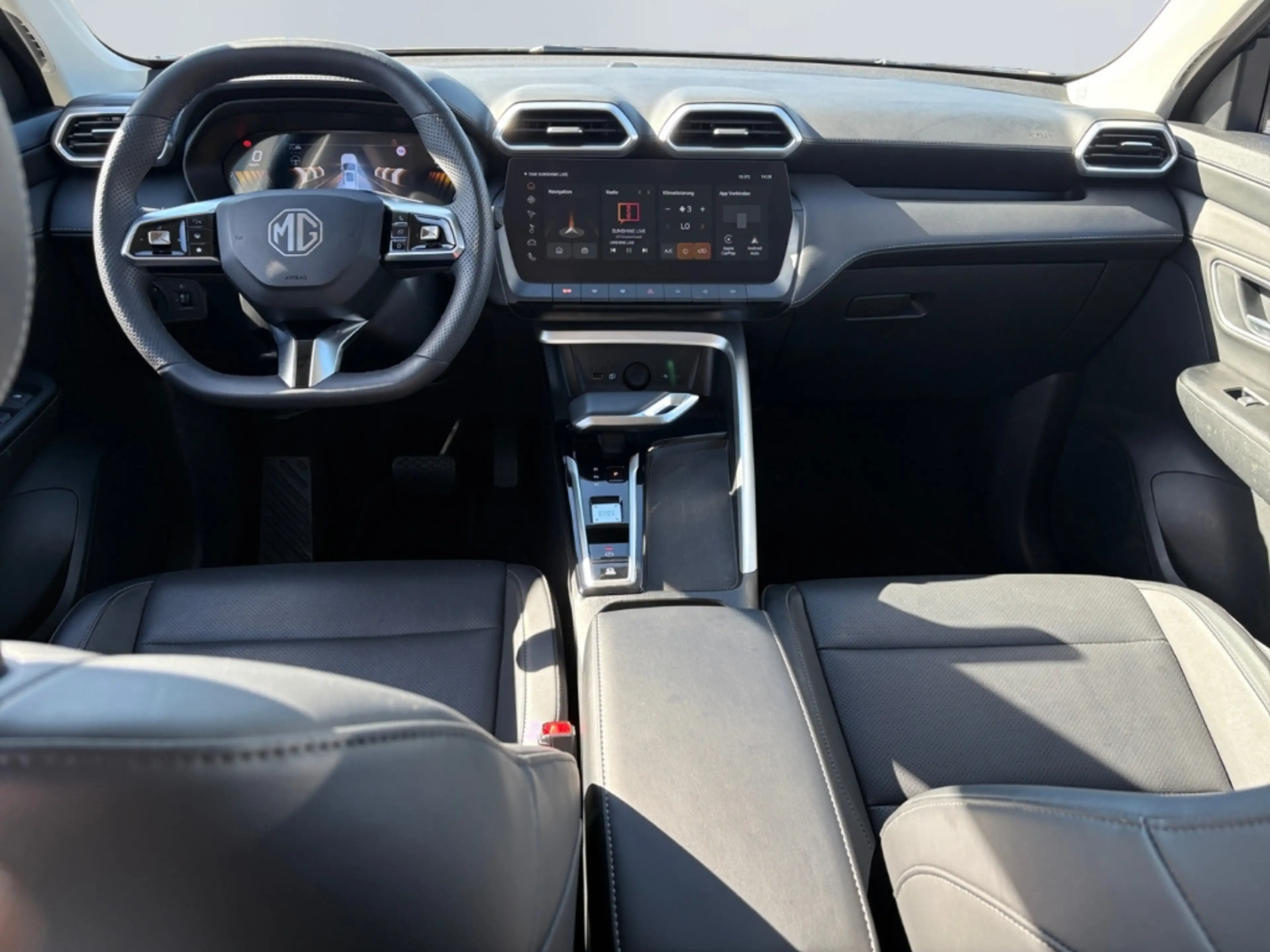 MG ZS Hybrid+ Luxury *LED*360°*ACC*SHZ*el. Sitz*PDC* — photo 9