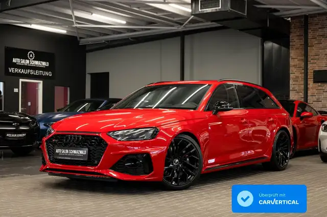 Audi RS4 AVANT quat|RS AGA|MEMORY|PANO|CARBON|B&O|ACC