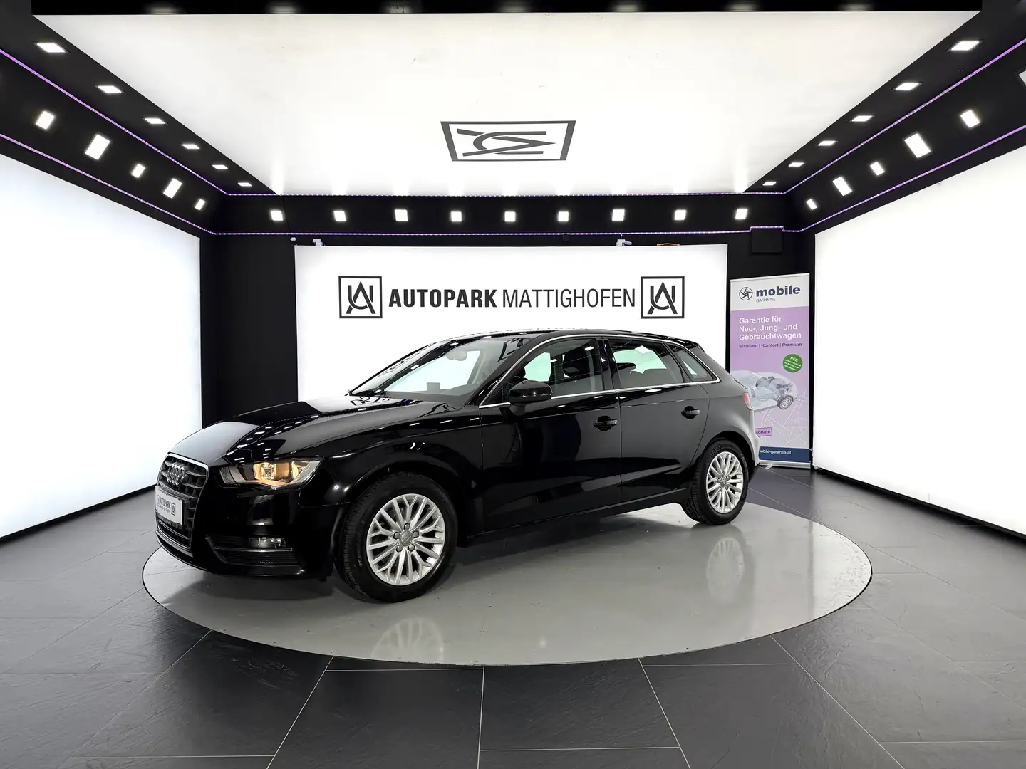 Audi A3 1.6 TDI Sportback Ambiente *ZR-NEU*PDC* Schwarz - 1