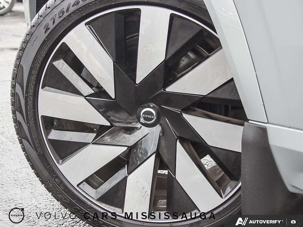 2024 Volvo XC90 Plug-In hybrid 7-Seater thumb 6