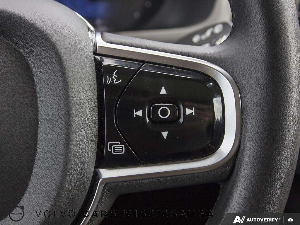 2024 Volvo XC90 Plug-In hybrid 7-Seater thumb 18