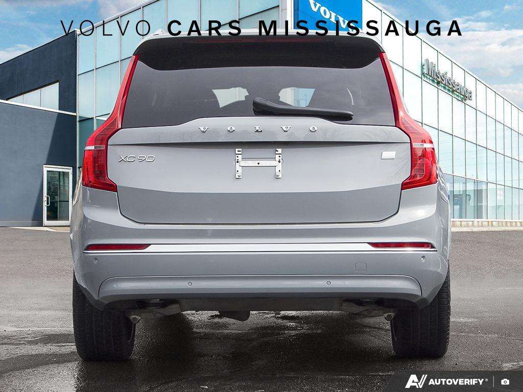 2024 Volvo XC90 Plug-In hybrid 7-Seater alt 5