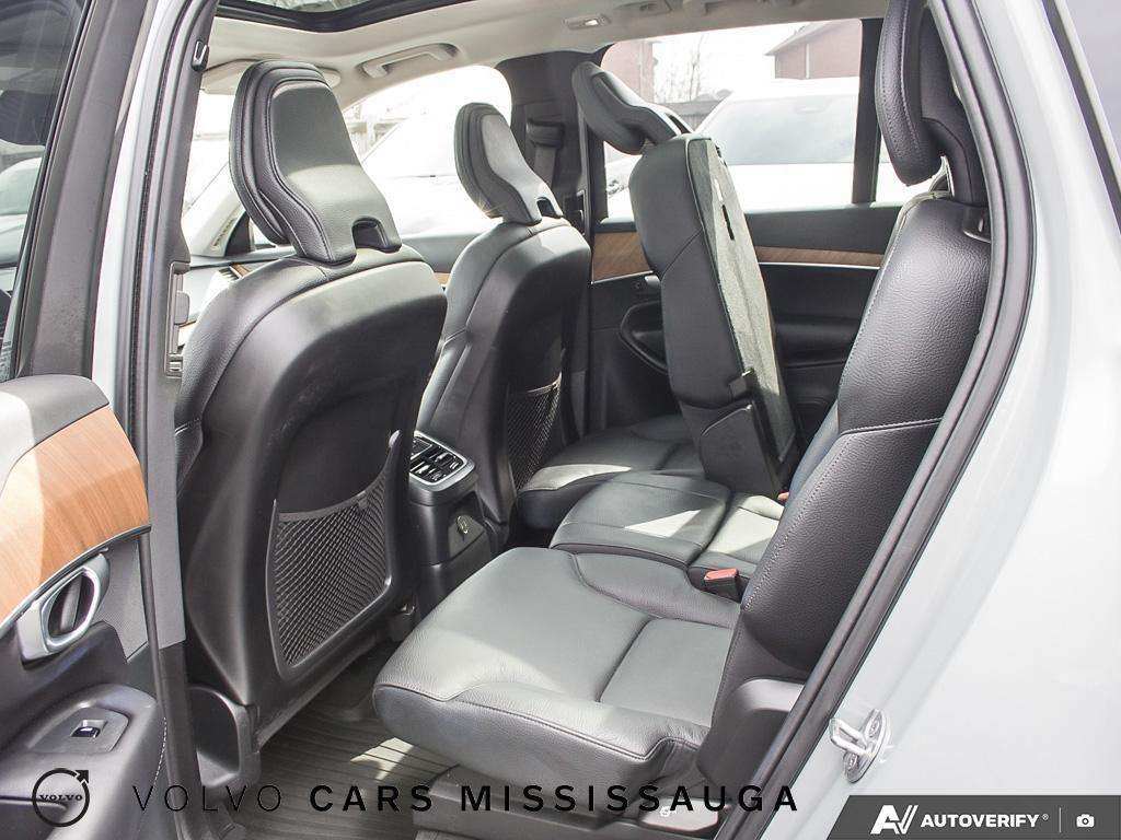 2024 Volvo XC90 Plug-In hybrid 7-Seater thumb 23