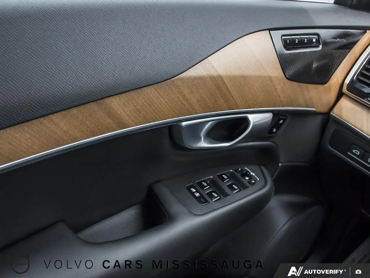 Volvo XC90 снимка Volvo XC90