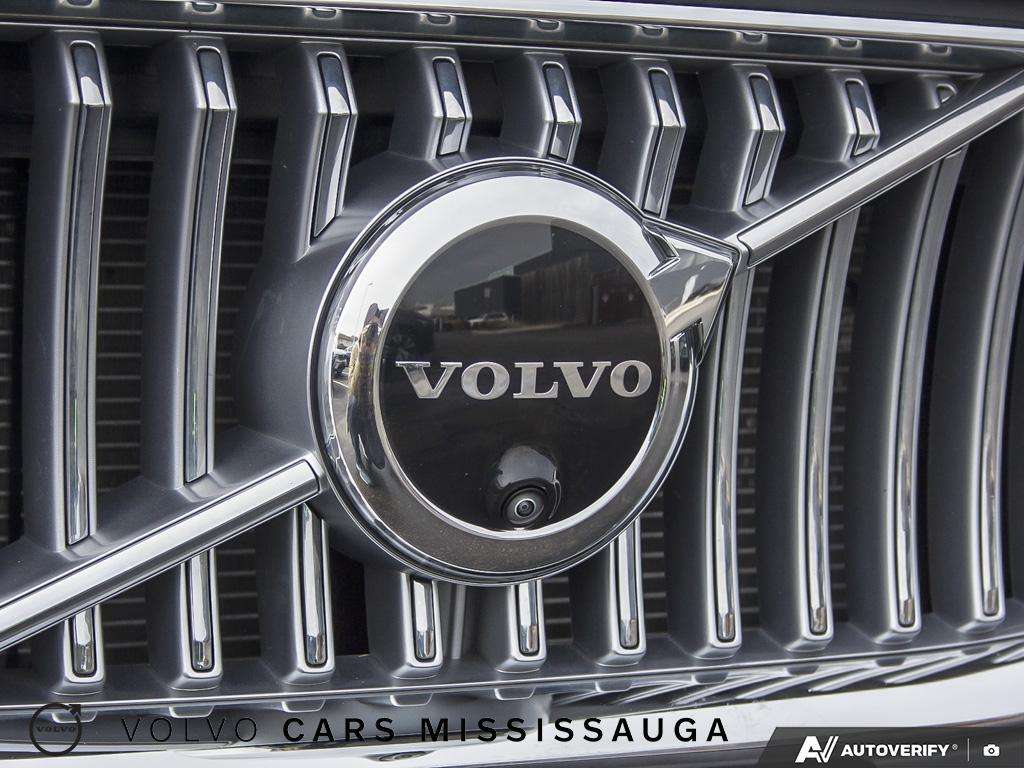 2024 Volvo XC90 Plug-In hybrid 7-Seater thumb 9