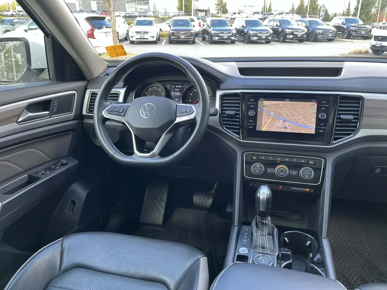 Volkswagen Atlas снимка Volkswagen Atlas