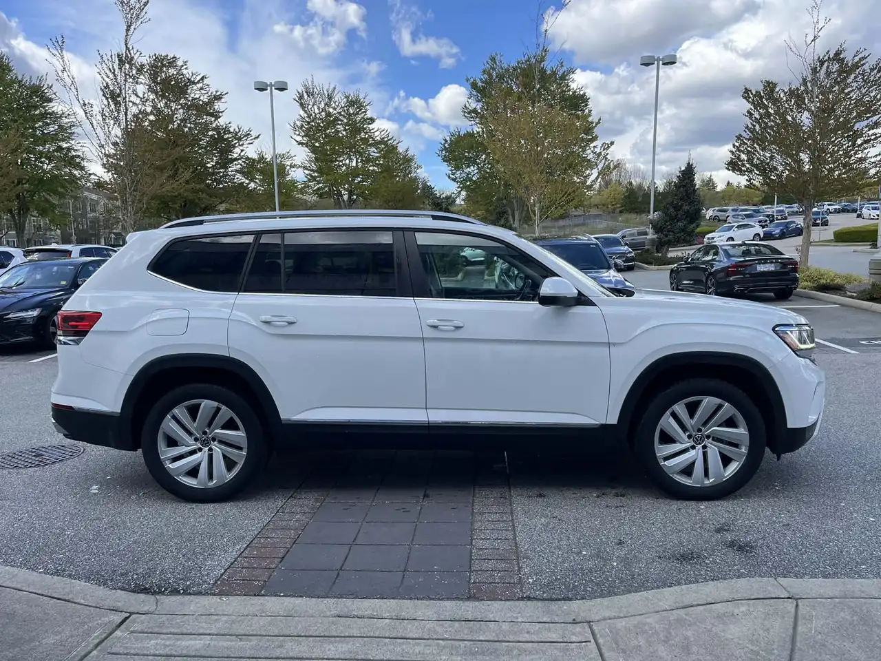 Volkswagen Atlas снимка Volkswagen Atlas