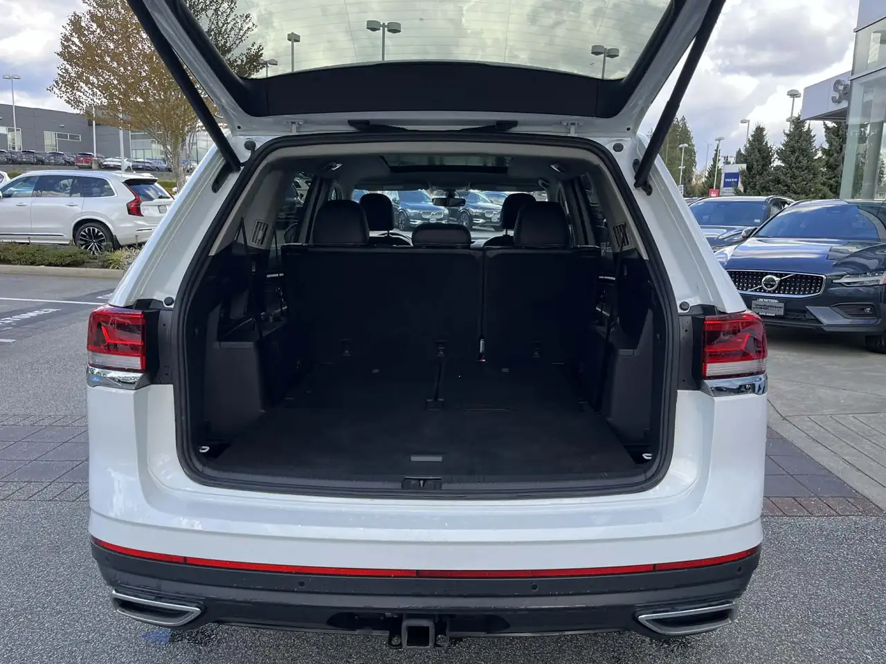 Volkswagen Atlas снимка Volkswagen Atlas