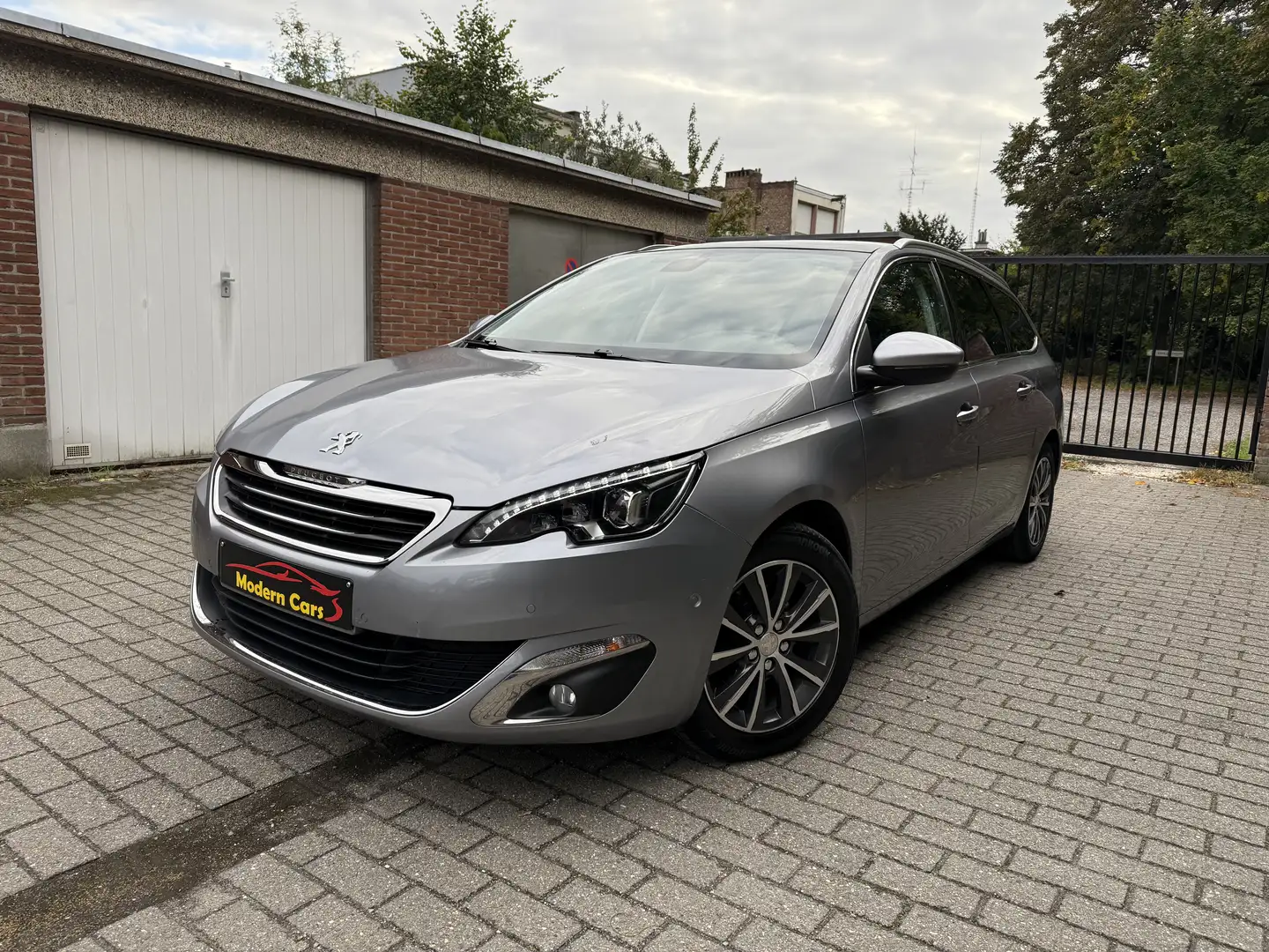 Peugeot 308 308 SW PureTech 130PK Automaat,Pano Argent - 1