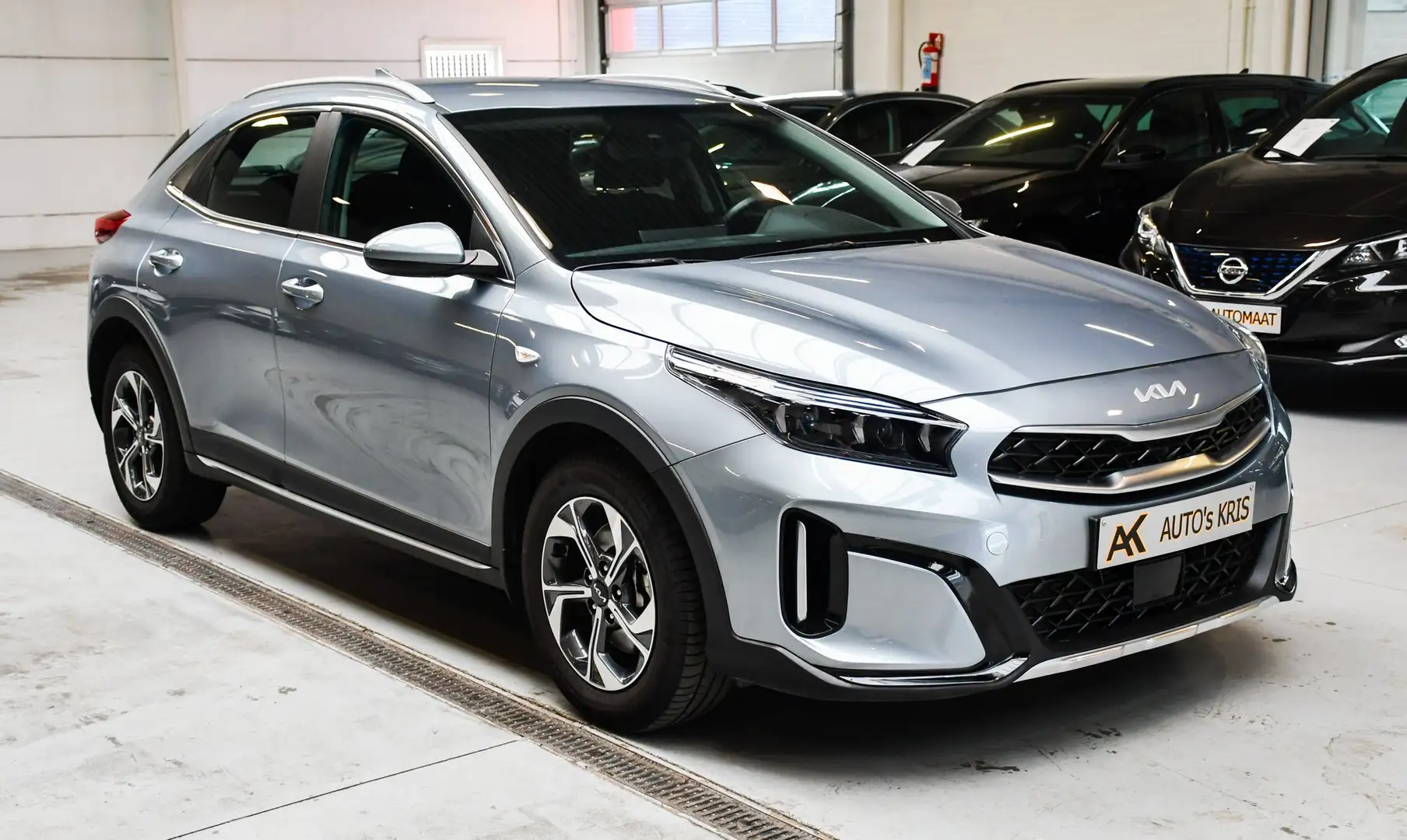 Kia XCeed Pure 1.0i - NAVI VIA SMARTLINK / CAMERA / PDC / CC Gris - 2