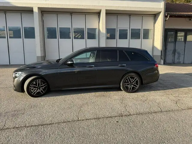 Mercedes-Benz E 400 d T 4Matic Aut.