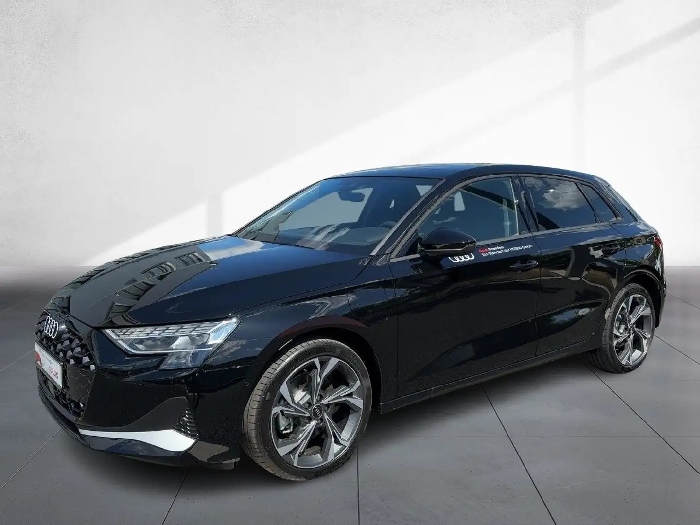 Audi A3 advanced 40 TFSI e 150 (204) kW(PS) Schwarz - 2