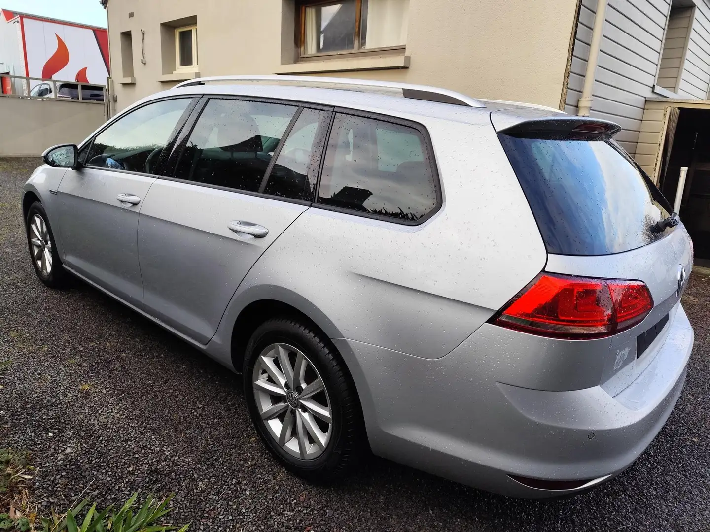 Volkswagen Golf Variant Golf SW 1.6 TDI 110 BlueMotion Technology  Lounge Argent - 2